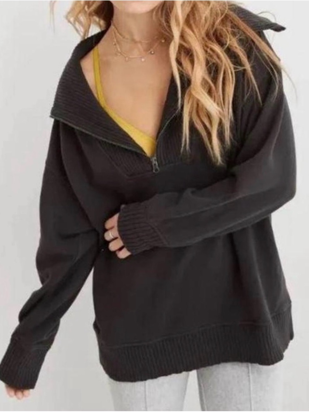 Aerie oversized quarter-zip sweatshirt with a ribbed collar and cuffs Large